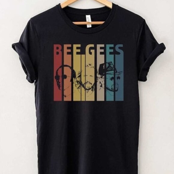 Bee Gees Band Retro Graphic T-Shirt Music Fan Classic Concert Streetwear 05 - Picture 1 of 5